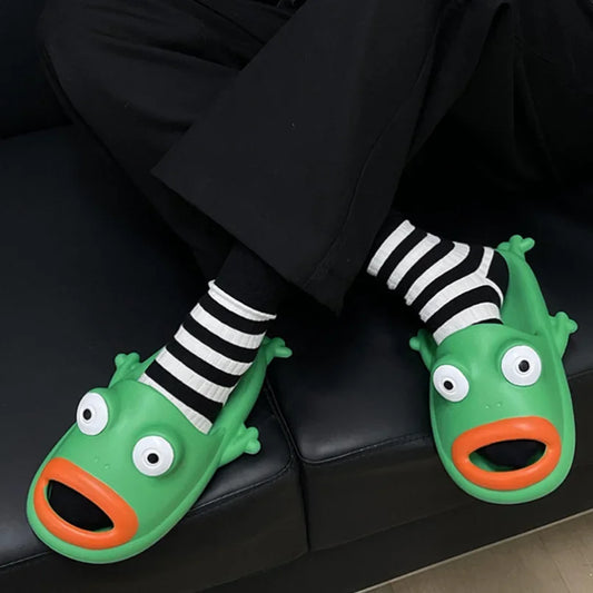 Frog House Slipper Cloud Woman Sandals Flip Flops Sandals Soft Sole Beach Non Slip Home Shoes Platform Weird Female Slides Men