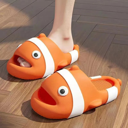 Ladies' summer new indoor home bathroom anti slip thick soled slippers with a sense of stepping on poop